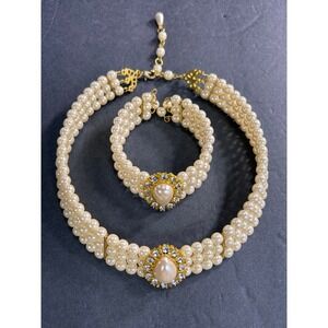 Costume‎ Jewelry Necklace and Bracelet faux pearls 2 pieces wedding